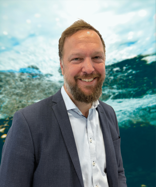 Clean Employees - Michael Johansen - MIJ